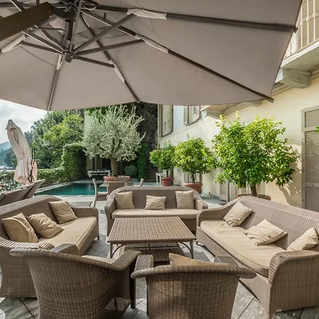 Holiday home Lussuosa Sulle Sponde Dello Splendido Di